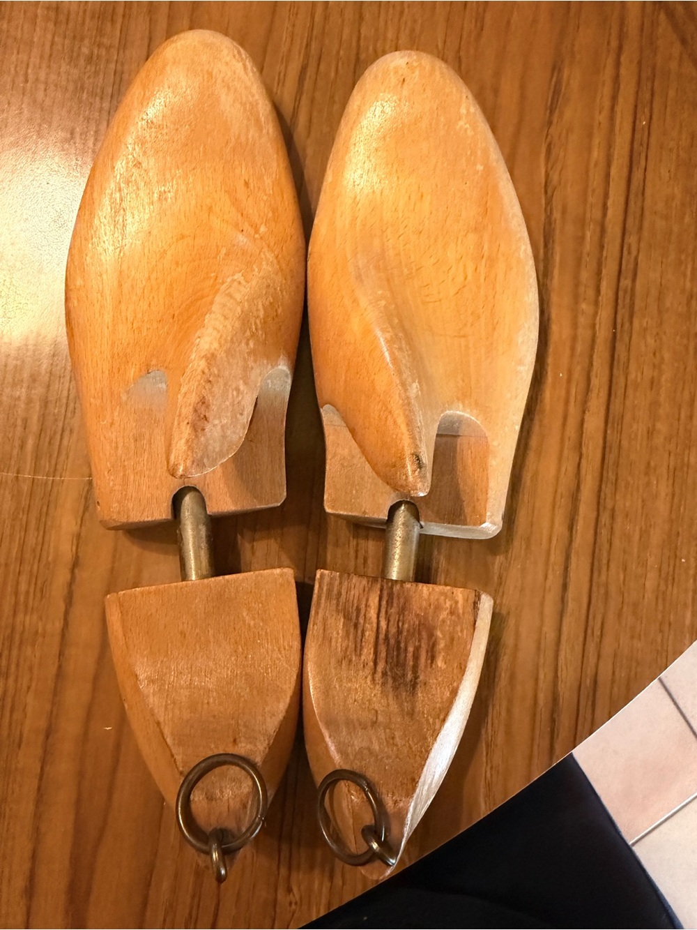 Wooden Shoe Trees - Pair in Natural Wood